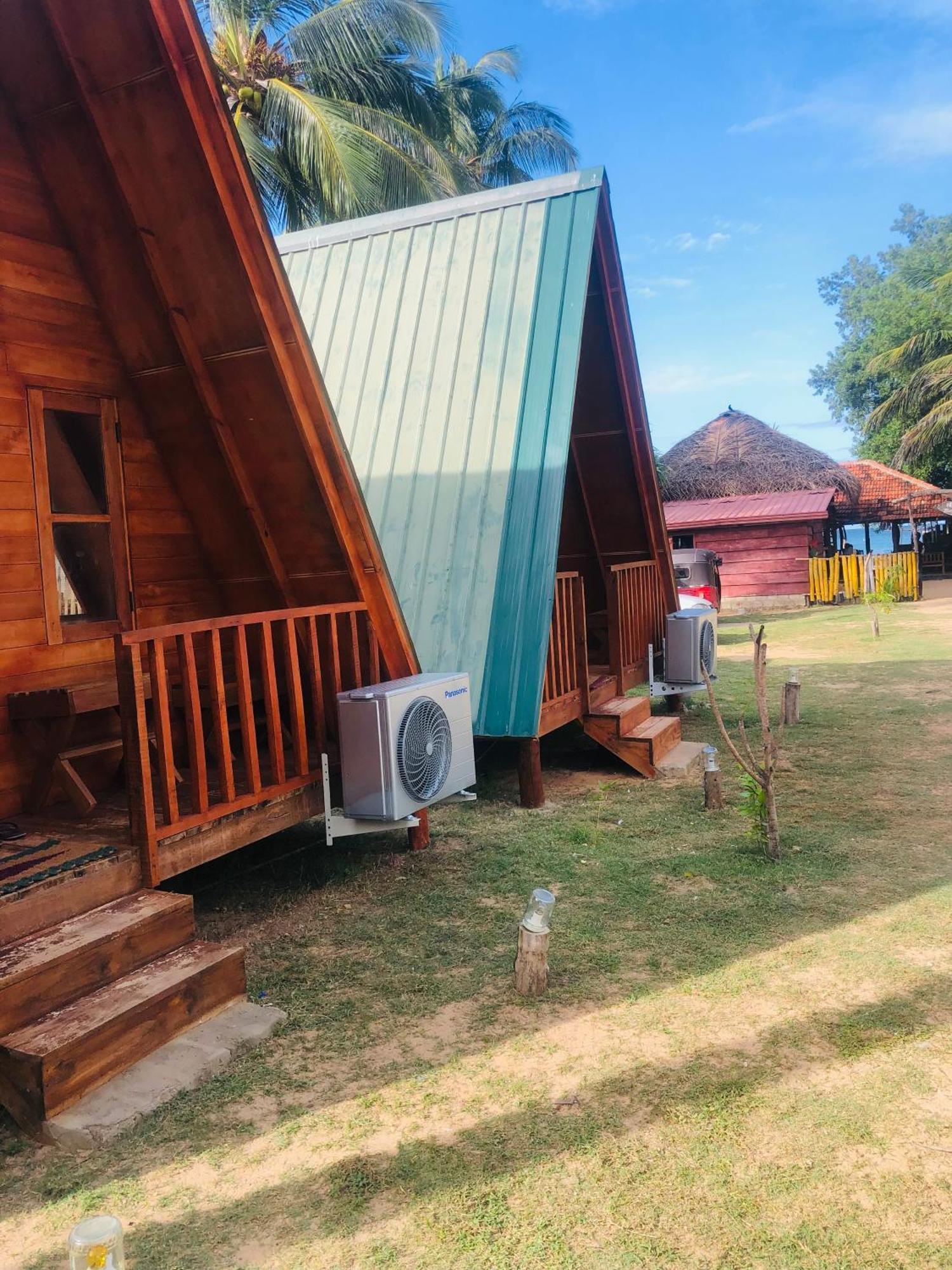 Nilaveli Sheen Coast Trincomalee Exterior photo